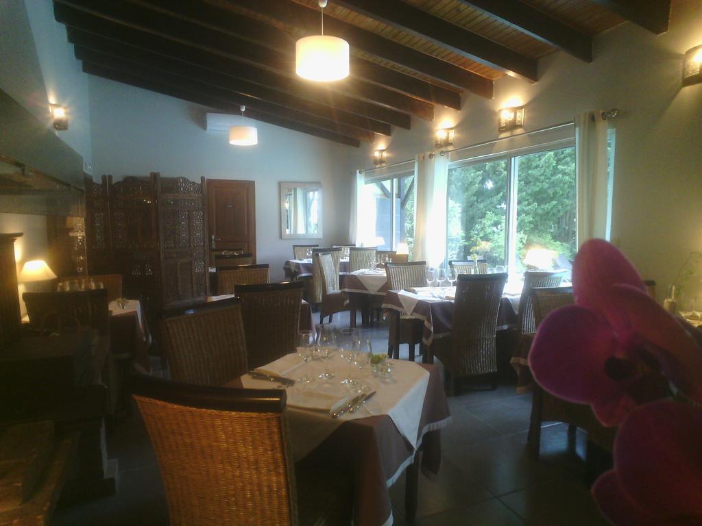 Logis Hotel - Restaurant Residence Les Cedres Villeneuve-lès-Avignon Exterior foto