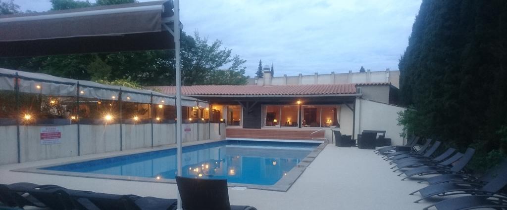 Logis Hotel - Restaurant Residence Les Cedres Villeneuve-lès-Avignon Exterior foto