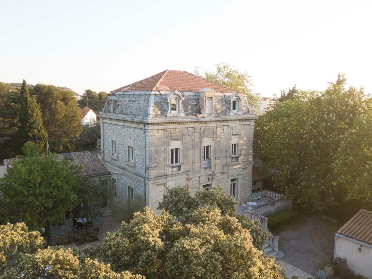 Logis Hotel - Restaurant Residence Les Cedres Villeneuve-lès-Avignon Exterior foto